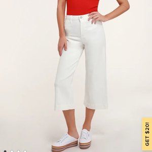 NWT Lulu's white denim culottes